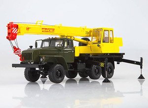 Crane Truck KS-3574 (URAL-4320-31) Olive / Yellow (Diecast Car)