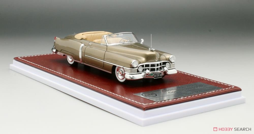 Cadillac Series 62 Convertible 1951 Metallic Gold (Diecast Car) Item picture3
