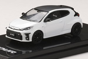 トヨタ GR YARIS RZ `ハイパフォーマンス` スーパーホワイトII (ミニカー)