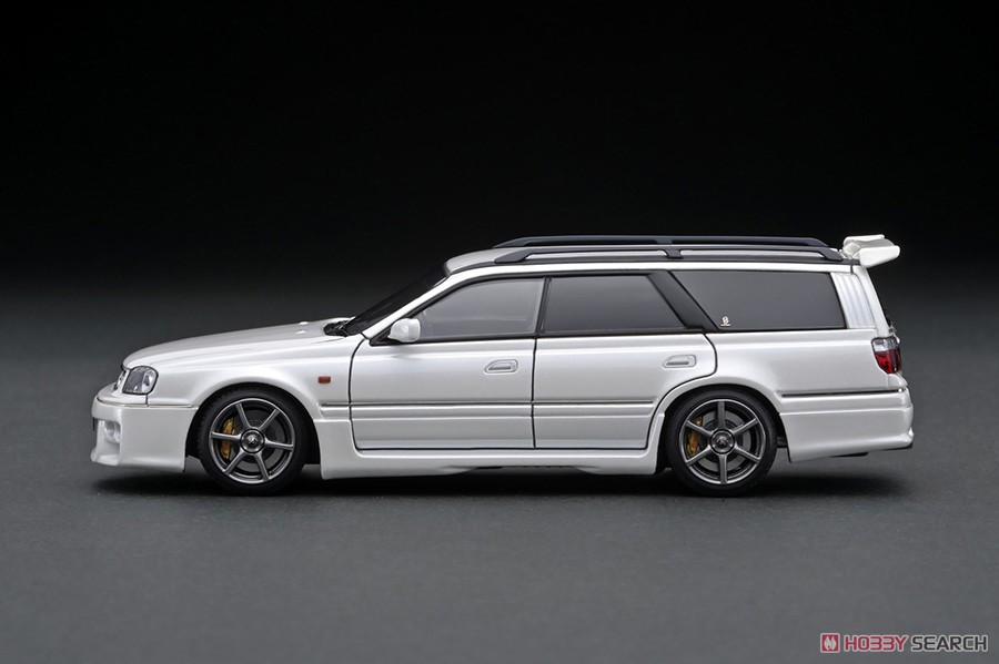 Nissan STAGEA 260RS (WGNC34) Pearl White With Engine (ミニカー) 商品画像3