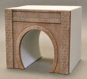 Tunnel Portal & Liner Unpainted Kit (Narrow Tunnel, Single Track Brick) (Unassembled Kit) (Model Train)
