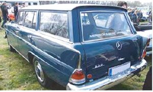 Mercedes-Benz 200 Universal 1966 Dark Blue (Diecast Car)