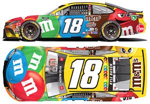 `カイル・ブッシュ` M&MʼS TOYOTA カムリ NASCAR 2021 (ミニカー)