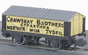 イギリス2軸貨車 石灰運搬車 (屋根付き・Crawshay・クリーム) 【NR-P112】 ★外国形モデル (鉄道模型)