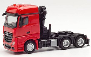(HO) メルセデスベンツ アロクス 6x4クレーン付きトラクター レッド (鉄道模型)