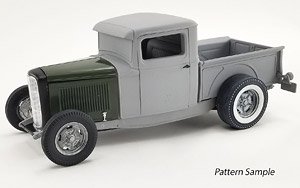 1932 Ford Hot Rod Truck - Red with Tan Interior (Diecast Car)