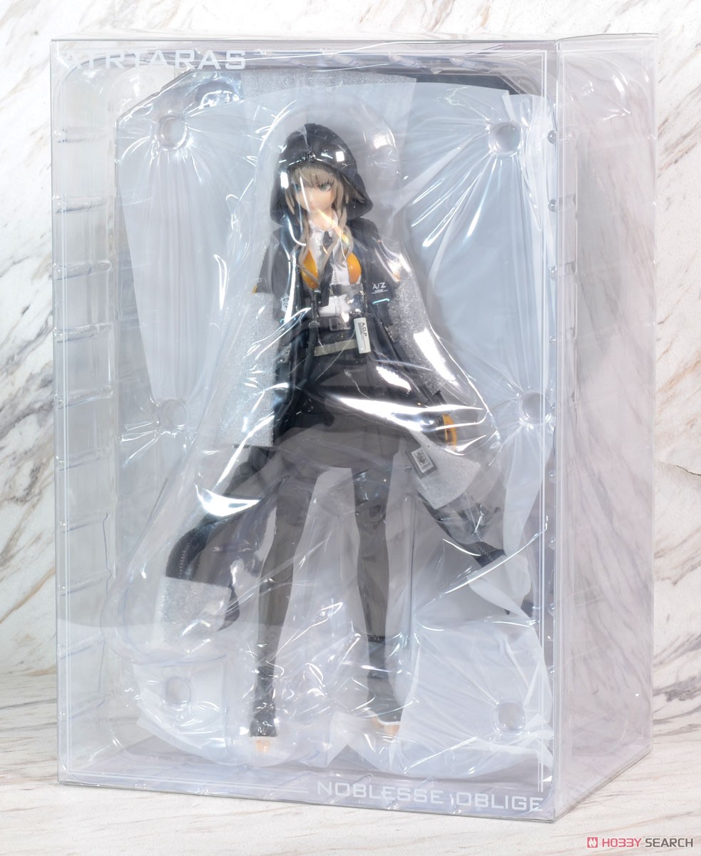 A-Z:[D] (PVC Figure) Package1