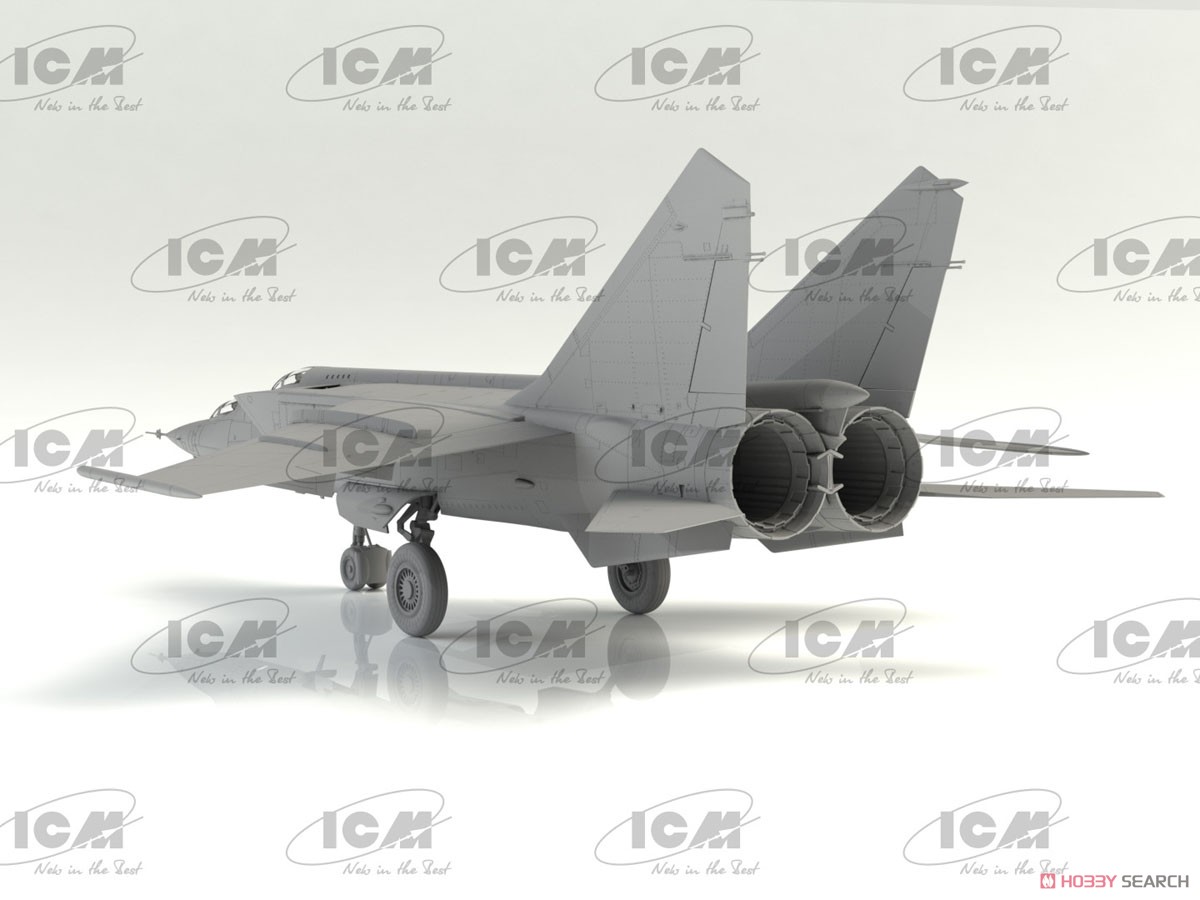 ミグ MiG-25 PU (プラモデル) その他の画像3