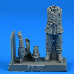 British WW2 Sailor for The HMS X-Craft Submarine 1 (for Merit) (Plastic model)