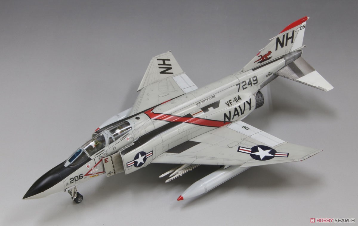 アメリカ海軍 F-4J 戦闘機 `アードバークス` (初回限定特装版) (プラモデル) 商品画像1