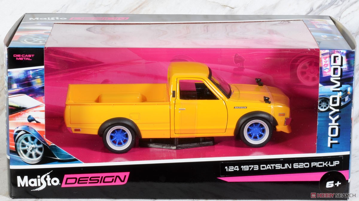 Datsun 620 Pickup Yellow (Diecast Car) Package1