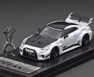 LB-Silhouette WORKS GT Nissan 35GT-RR Pearl White With Mr.Kato ※メタルフィギュア付 (ミニカー)