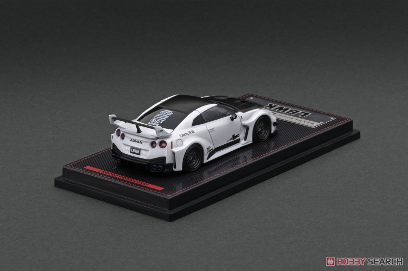 LB-Silhouette WORKS GT Nissan 35GT-RR Pearl White With Mr.Kato ※メタルフィギュア付 (ミニカー) 商品画像2