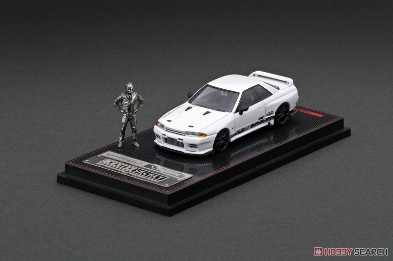 Top Secret GT-R (VR32) White with Mr.Nagata Metal Figure (Diecast Car) Item picture1
