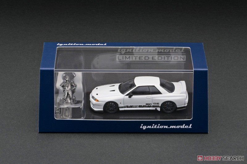 TOP SECRET GT-R (VR32) White With Mr.Nagata ※メタルフィギュア付 (ミニカー) パッケージ1