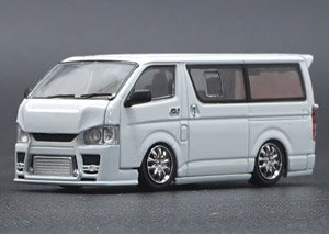 トヨタ ハイエース 2015 ホワイト RHD (ミニカー)