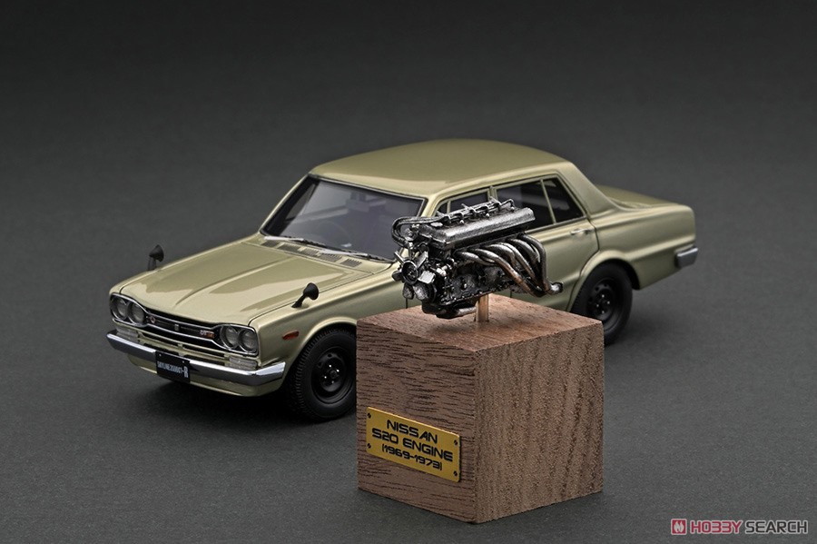 Nissan Skyline 2000 GT-R (PGC10) Silver With Engine (ミニカー) 商品画像4