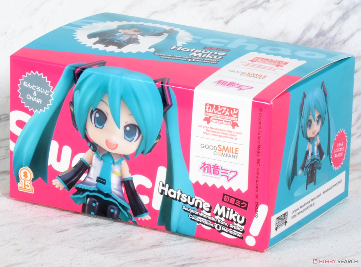 Nendoroid Swacchao! Hatsune Miku (PVC Figure) Package1