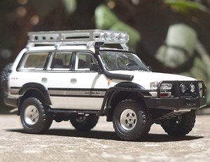 Toyota Land Cruiser LC80 Off-road Version- LHD White (Diecast Car)