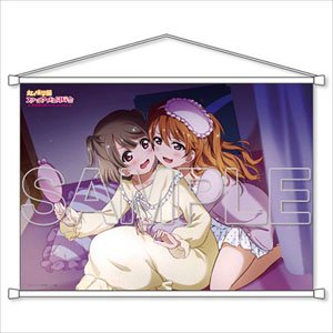 [Love Live! Nijigasaki High School School Idol Club] B2 Tapestry Kasumi & Kanata (Anime Toy)