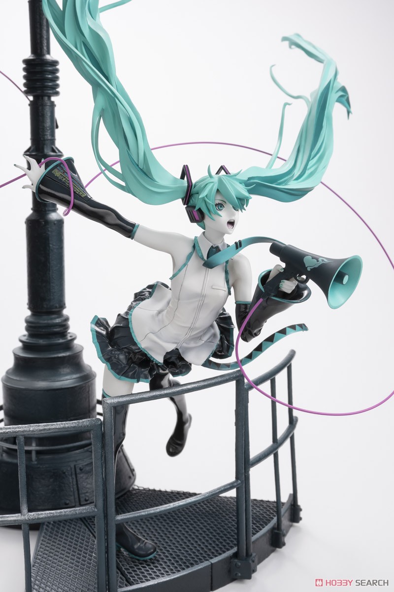 グッスマ20th Anniversary Book -初音ミク 恋は戦争 Refine Ver.- ※1/8スケール 初音ミク 恋は戦争 Refine Ver.付 (書籍) その他の画像3