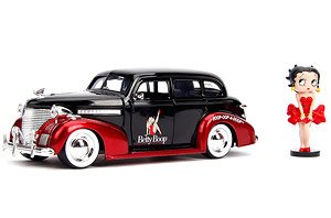 1939 Chevy Master Deluxe w/Betty Boop Figure (Diecast Car)