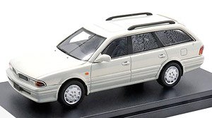 MITSUBISHI DIAMANTE WAGON (1993) パールホワイト (ミニカー)