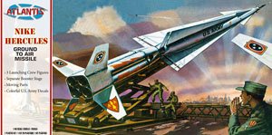 Nike Hercules Ground to Air Missile (Old Revell) (Plastic model)