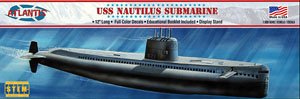 USS Nautilus Submarine (Old Lindberg) (Plastic model)