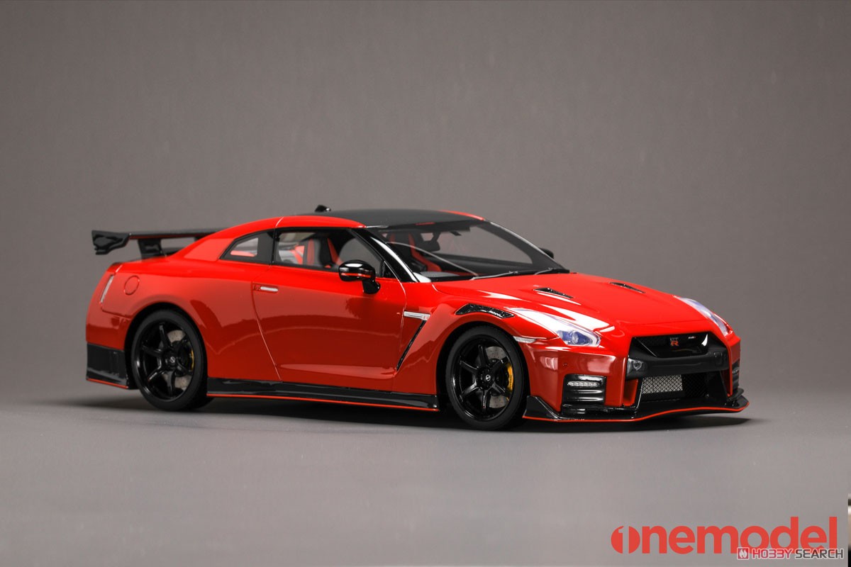 Nissan GT-R Nismo 2020 Solid Red (ミニカー) 商品画像1