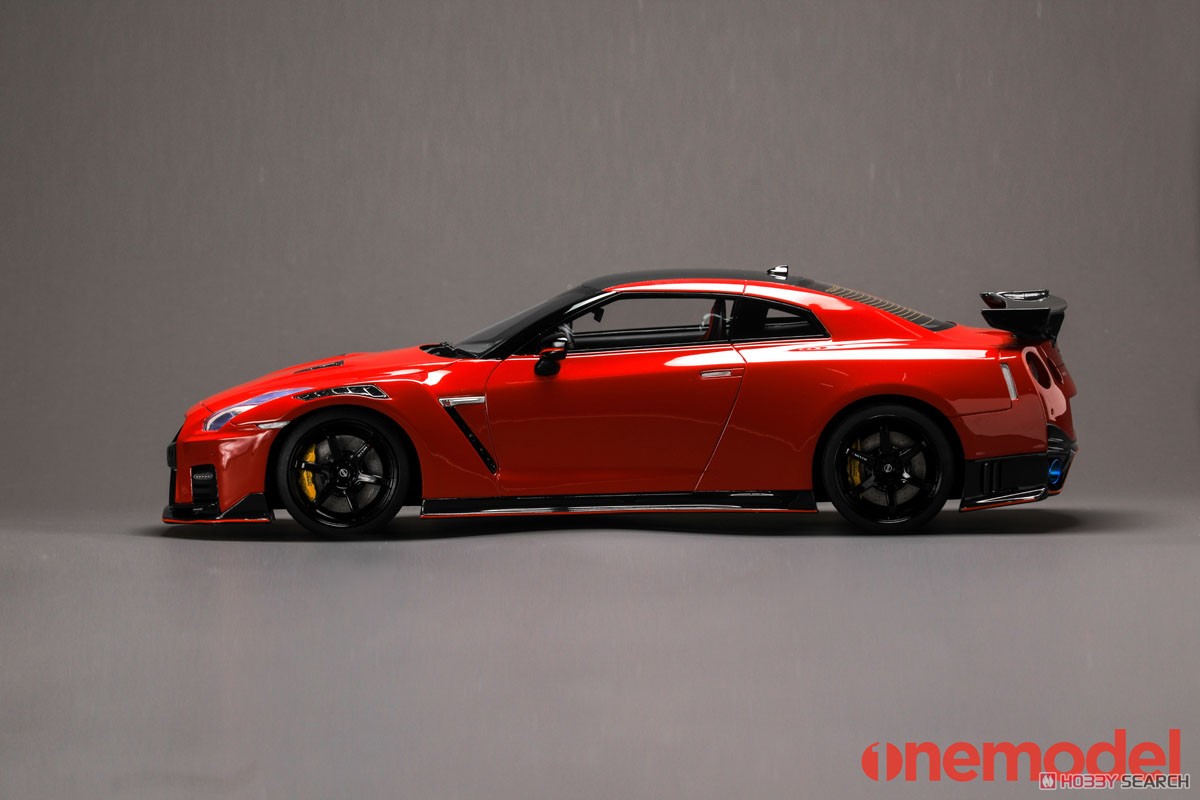 Nissan GT-R Nismo 2020 Solid Red (ミニカー) 商品画像4
