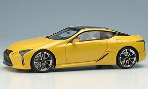 Lexus LC500 `Luster Yellow` 2018 (Diecast Car)