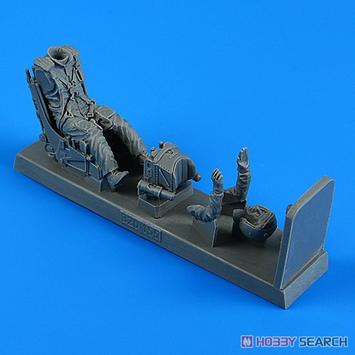 Soviet Pilot with ej.seat for Su-25 (for Trumpeter) (Plastic model) 商品画像1