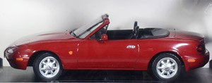マツダ MX-5 1989 レッド (ミニカー)