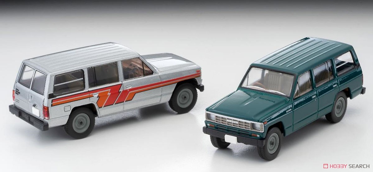 TLV-N109d Safari Van Extra DX (Silver/Stripe) (Diecast Car) Other picture1