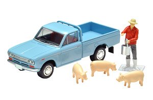 TLV-195b Datsun Truck 1500 Deluxe (Light Blue) w/Figure (Diecast Car)