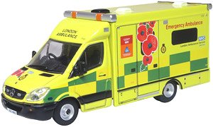 (OO) Mercedes Ambulance London Ambulance Service (Remembrance Day) (Model Train)