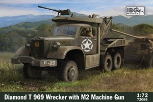 US Diamond T 969 Wrecker with M2 Machine Gun (Plastic model)