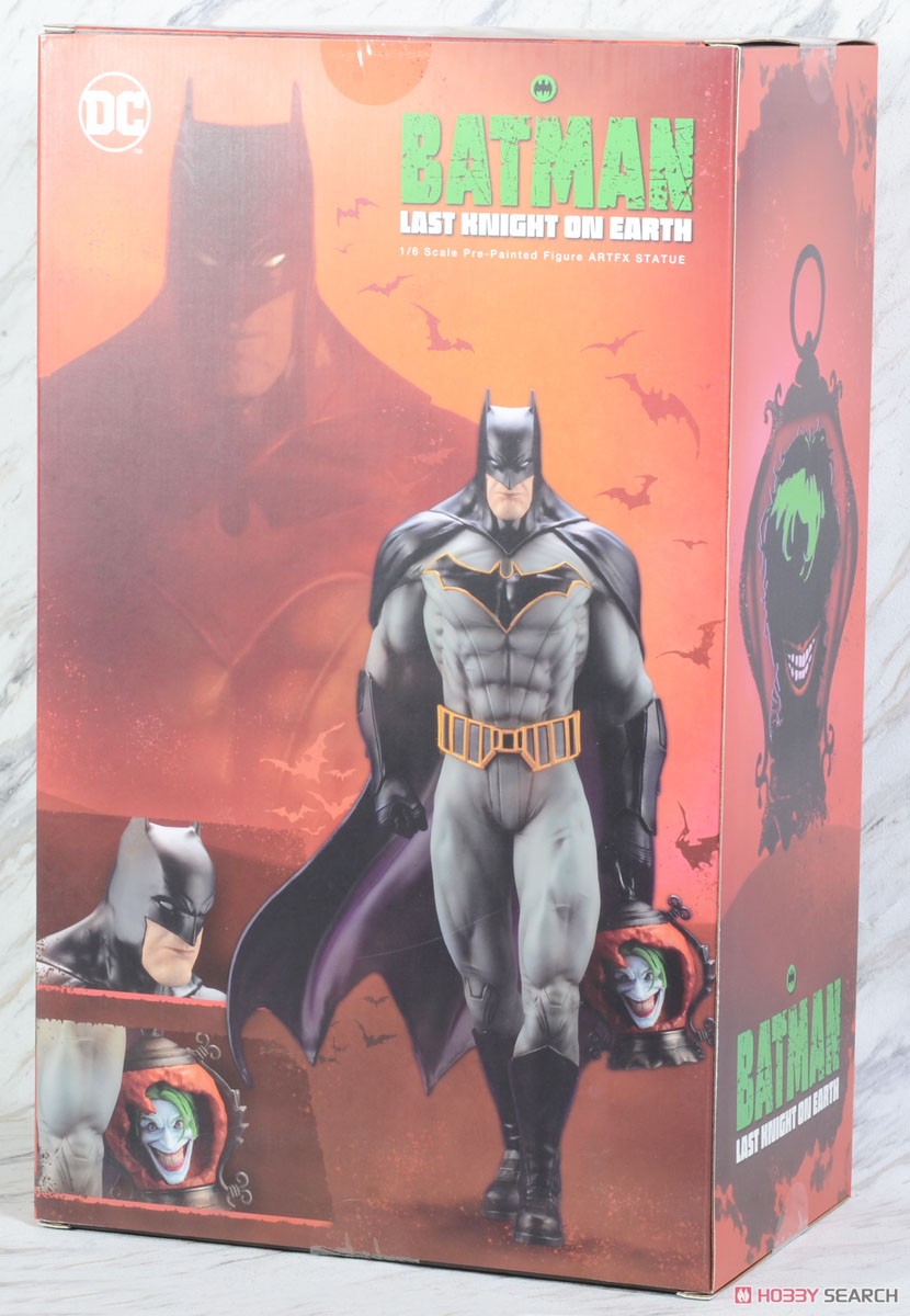 Artfx Batman: Last Knight on Earth (Completed) Package1