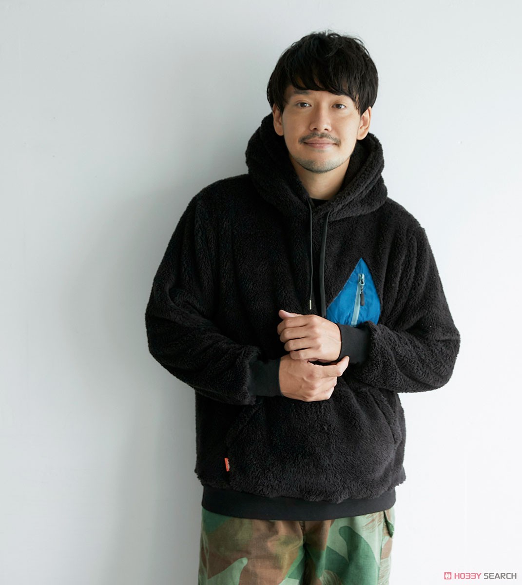 Laid-Back Camp Wilderness Experience Collabo Tent Pocket Boa Parka M Black (Anime Toy) Other picture3