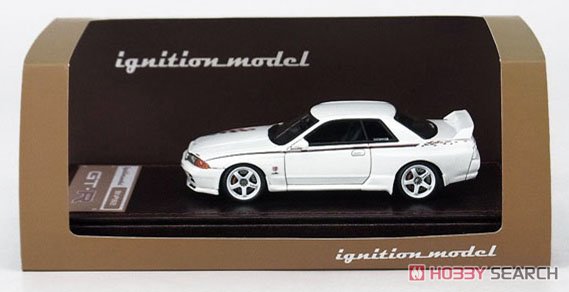 Nissan Skyline GT-R Nismo (R32) White (ミニカー) その他の画像1