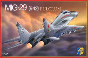MiG-29 (9-12) Fulcrum (Plastic model)