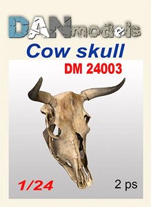 Cow Skull (2 Piece) (Plastic model)
