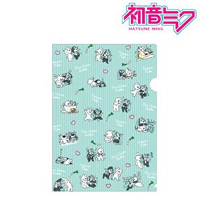 Hatsune Miku Miku World Collab Over Action Rabbit Clear File (Anime Toy)