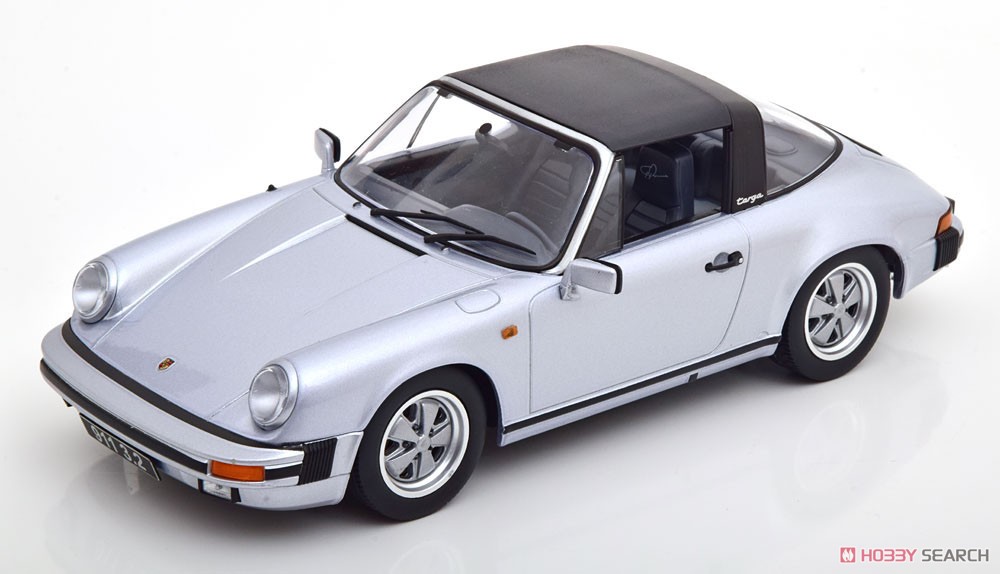 Porsche 911 Carrera 3.2 Targa 250.000 Anniversary 1988 silver (ミニカー) 商品画像6