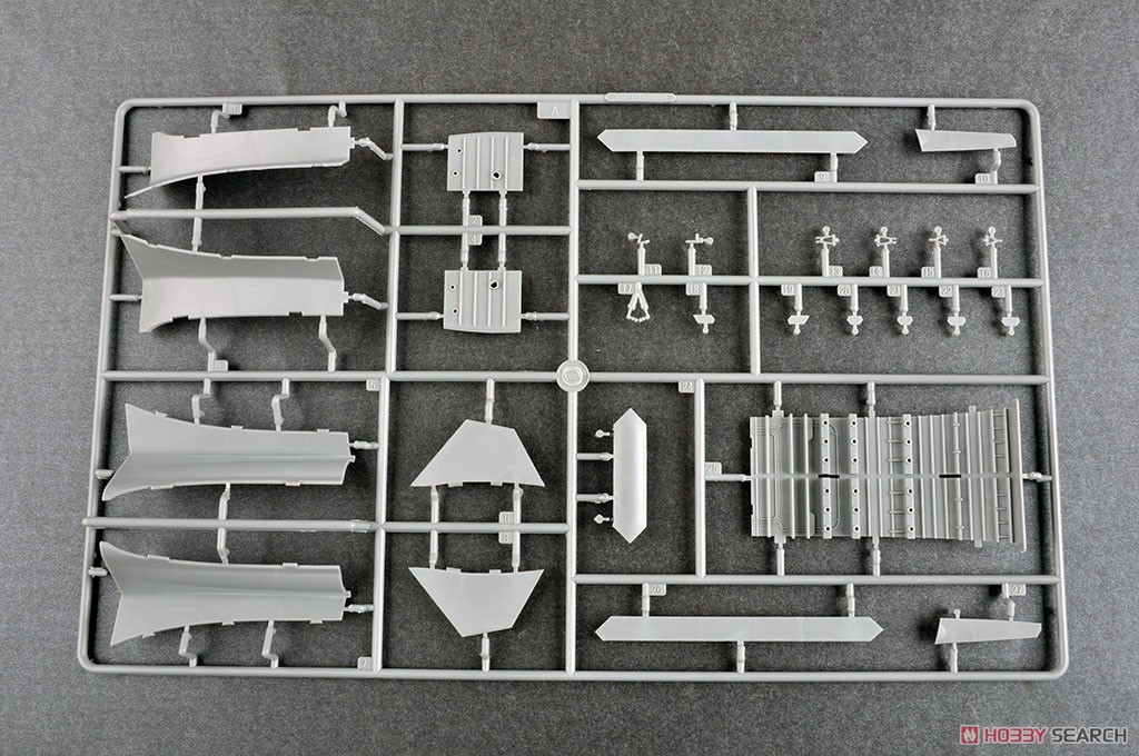 Chinese J-20 Mighty Dragon-Beast Mode (Plastic model) Other picture4