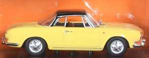 Volkswagen Karmann Ghia 1600 1966 Yellow / Black (Diecast Car)