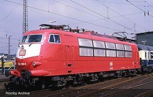 DB electric locomotive 103 140, single arm pantograph, orientred livery, period IV (鉄道模型)