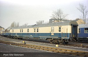 DBP, 2-unit pack 4-axle postal vans Post-mrz, blue/beige livery, period IV (2-Car Set) (Model Train)