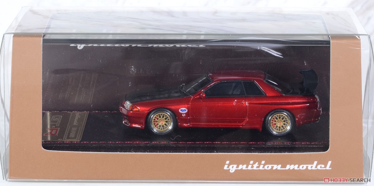 Nissan Skyline GT-R Nismo (R32) Red Metallic (Diecast Car) Package1